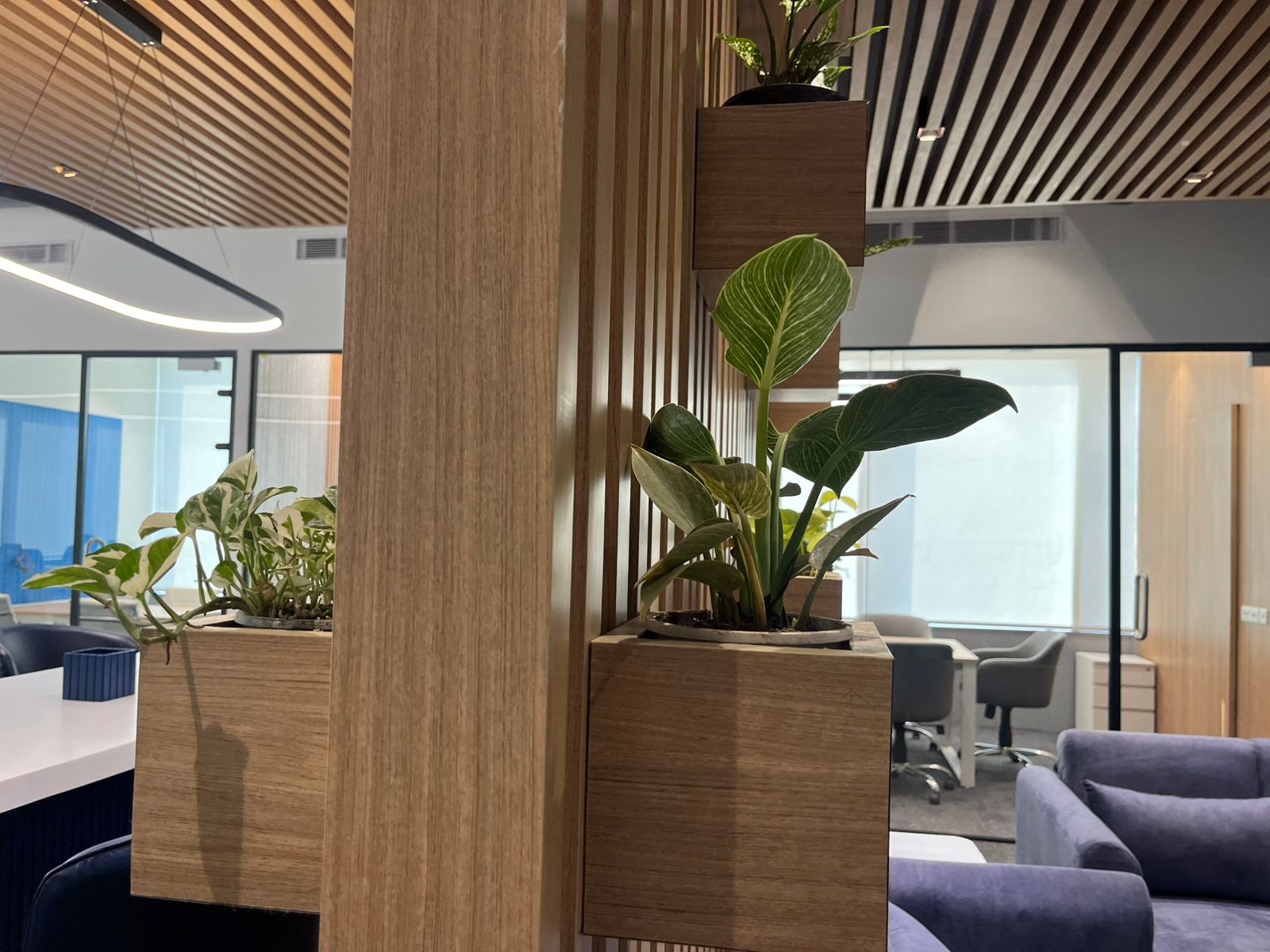 Global Green Interior Design Company Logo - Sustainable Design Experts